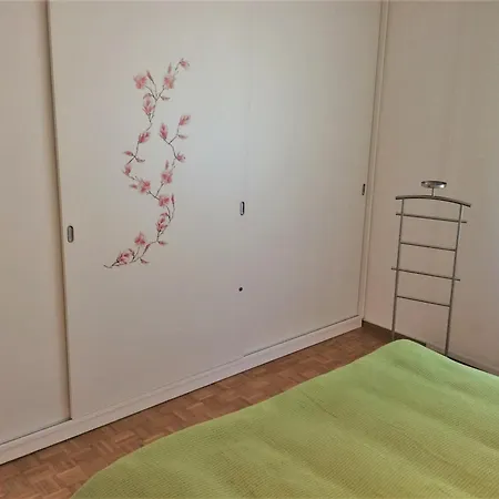Fiona By Fewotessin Apartment Locarno