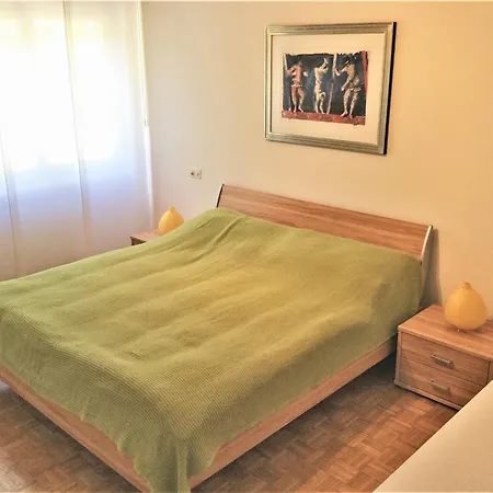 Apartment Fiona By Fewotessin Locarno
